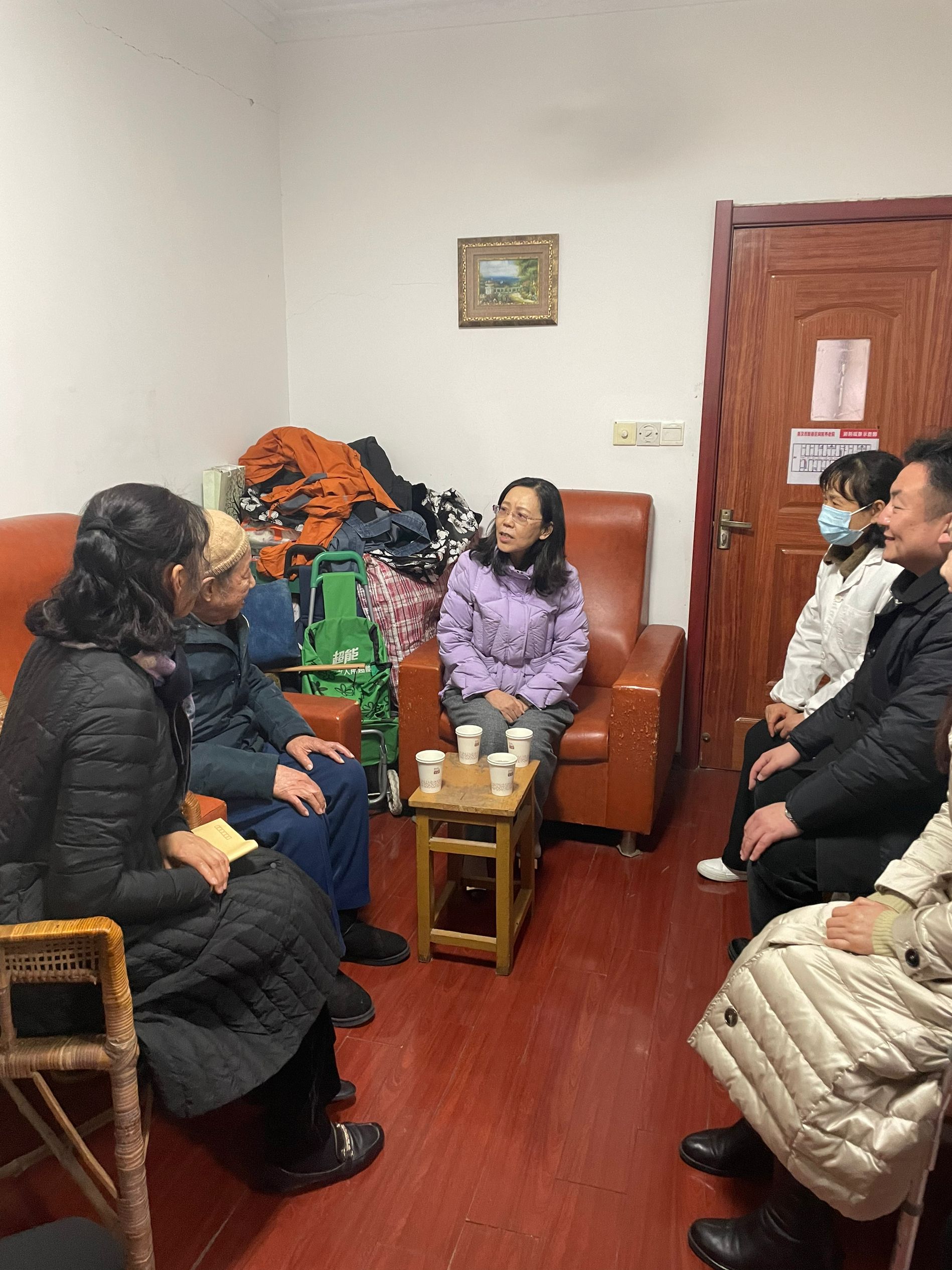 陈星莺慰问张善桢4.jpg